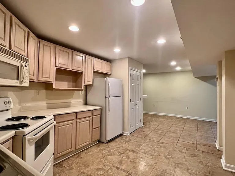 25 R St NW #BASEMENT — Photo 22