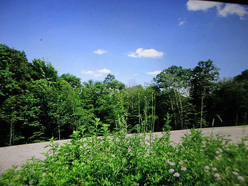 2nd image of 39 Billington Cir