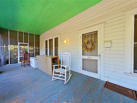 4th image of 241 Strickland Ave