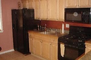 5th image of 5605 W Goodman St #8