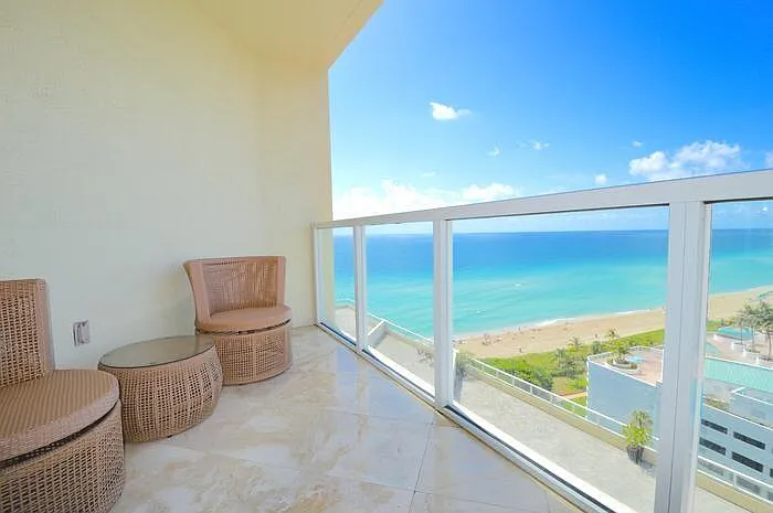 16699 Collins Ave #1509