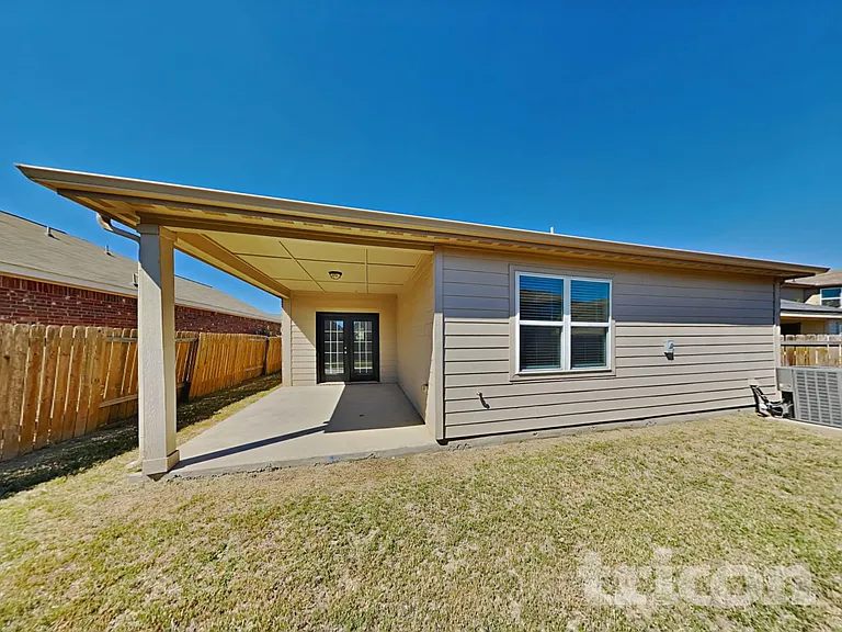 131 Mount Vernon Ln — Photo 17