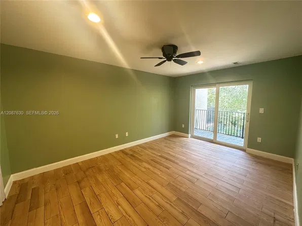 1718 NW 56th Ave #1718, Fort Lauderdale, FL 33313