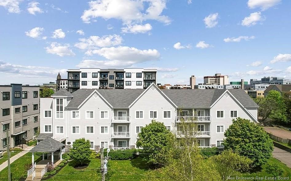 1st image of 77 Cameron St #305