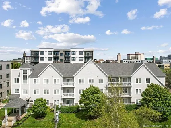 77 Cameron St #102, Moncton, NB E1C 0C4
