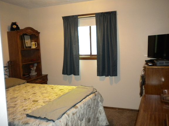 5th image of 2214 Pine Valley Dr