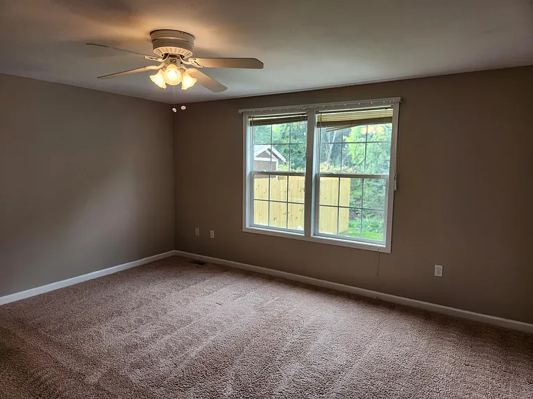 113 Braintree Dr — Photo 14