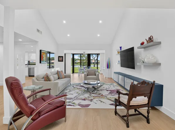 19640 Sawgrass Circle #3001, Boca Raton, FL 33434