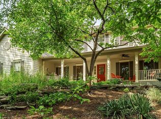 841 N Kirkwood Rd, Saint Louis, MO 63122