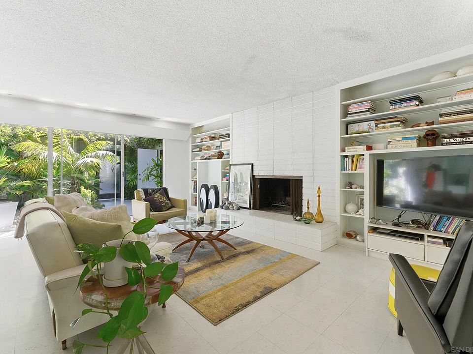 1st image of 5920 La Jolla Blvd