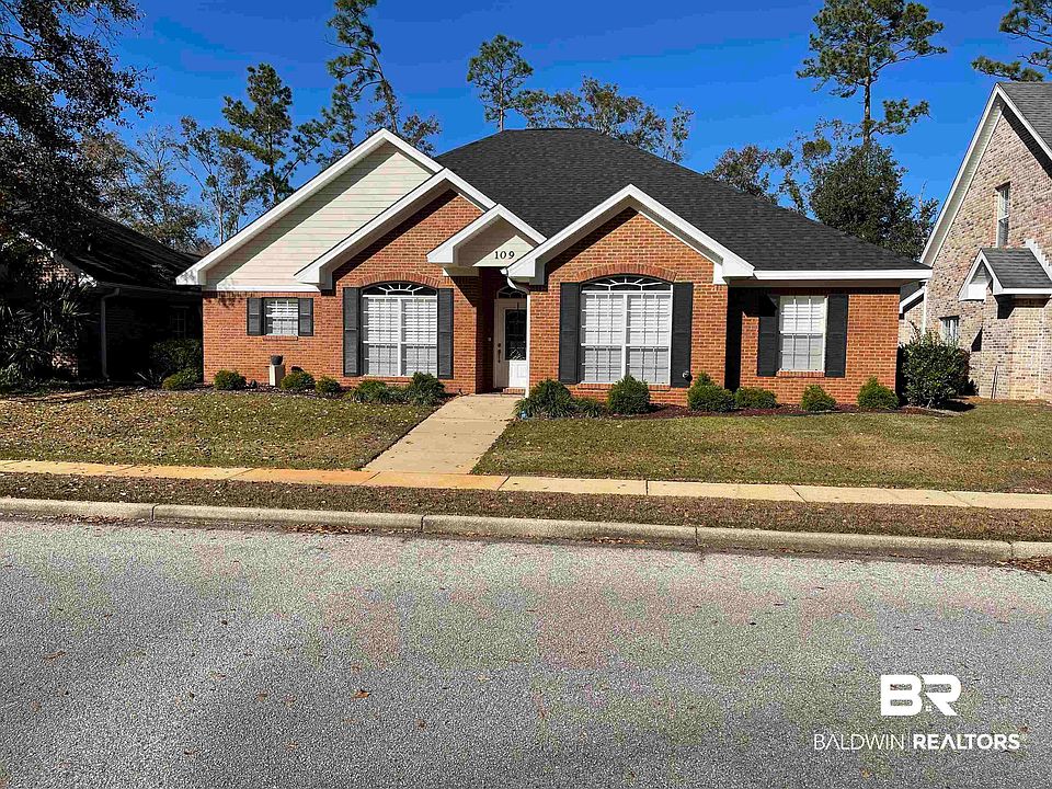 1st image of 109 Savannah Cir