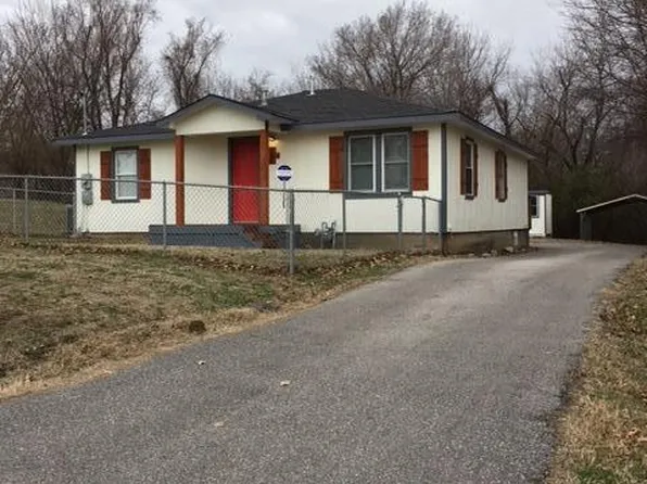 306 S 19th St, Collinsville, OK 74021