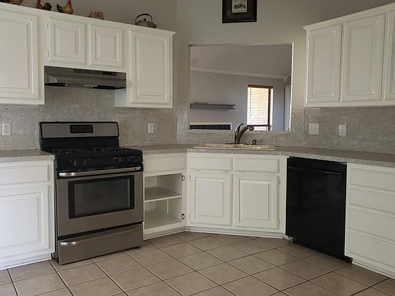 2nd image of 6817 NW 130th St