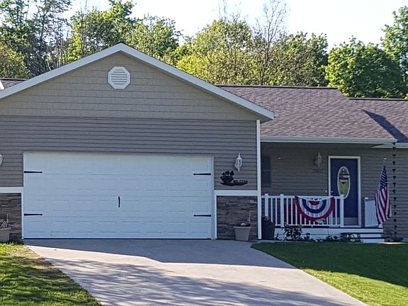 3rd image of 1907 Sweetfern Way