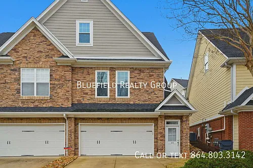 1 Edge Ct #B Photo 1