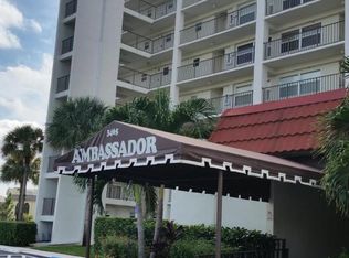 3465 Via Poinciana APT 104, Lake Worth, FL 33467
