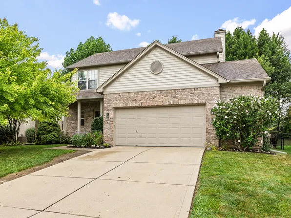 470 Autumn Springs Dr, Avon, IN 46123