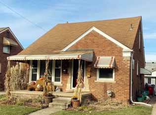 17851 Biehl St, Roseville, MI 48066