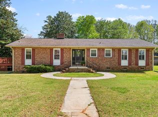 123 Pine Cir, Greenwood, SC 29649