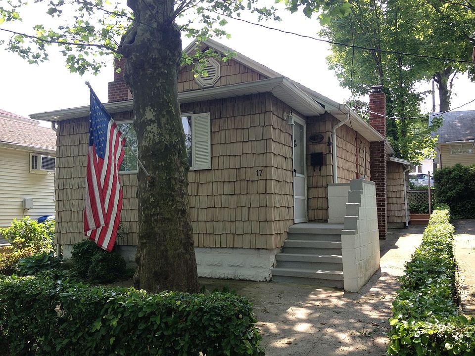 1st image of 17 Holly Pl