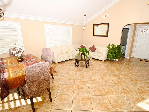 2nd image of 978 Paseo Del Paso