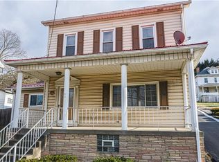217 Center Ave, Burgettstown, PA 15021