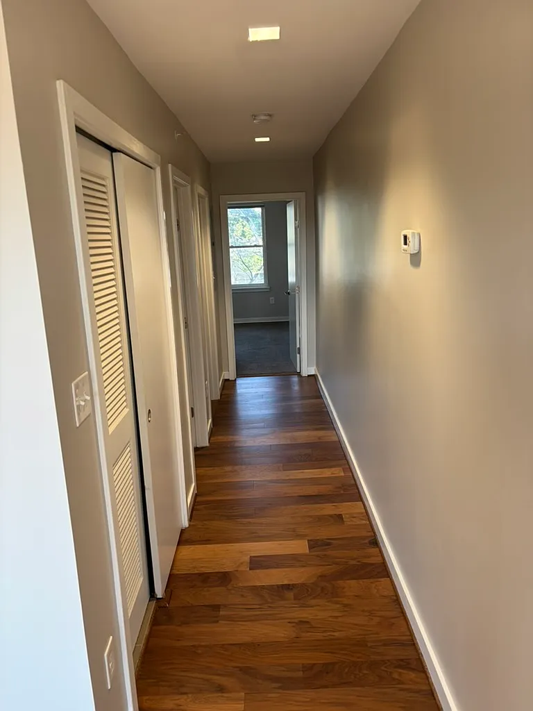 2 bed, 720 sqft, $2,000 — Photo 4