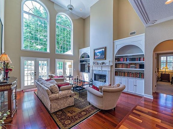 3rd image of 11166 Crescent Bay Blvd