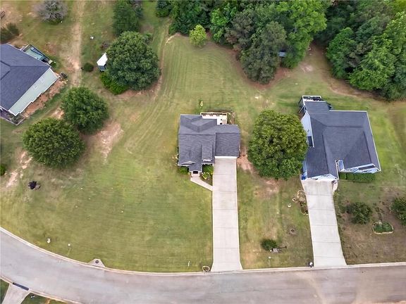 5th image of 531 Huntington Trl