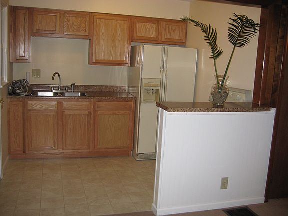 3rd image of 49 N 26th St