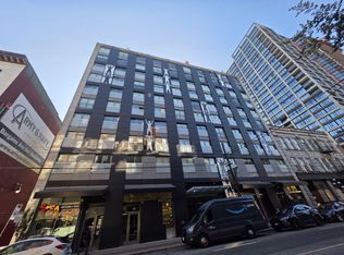66 Cordova St W #801, Vancouver, BC V6B 0L2