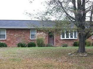 2192 Angelwood Ln, Goshen, OH 45122