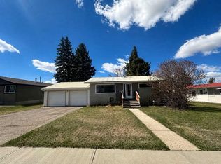 4410 E 43rd St, Ponoka, AB T4J1B8