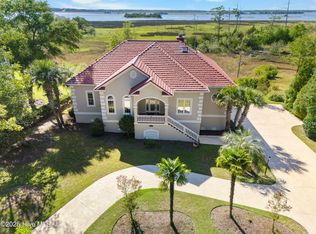 6424 River Vista Drive, Wilmington, NC 28412