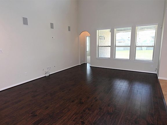 3rd image of 2445 Iniesta Ln