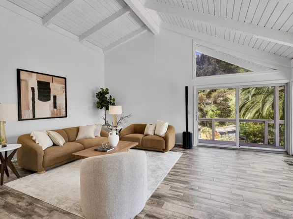 9419 Mount Israel Rd, Escondido, CA 92029