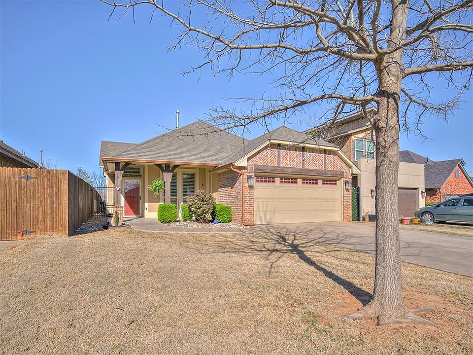 1st image of 12109 Crystal Gardens Pl