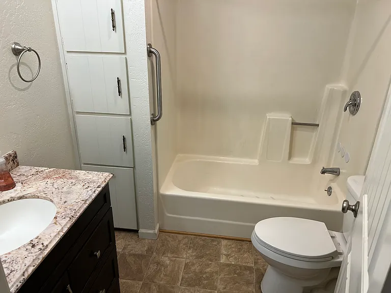 2944 Summer Pines Dr — Photo 6