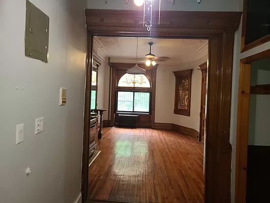 4th image of 1229 Dean St #P1