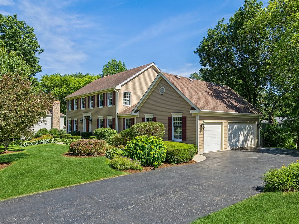 4713 Amy Dr, Crystal Lake, IL 60014 Zillow