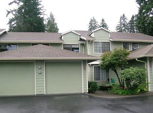 3920 NW Fairway Ln, Bremerton, WA 98312