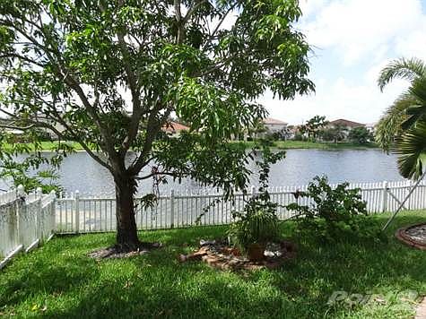 joanne miramar listing 007