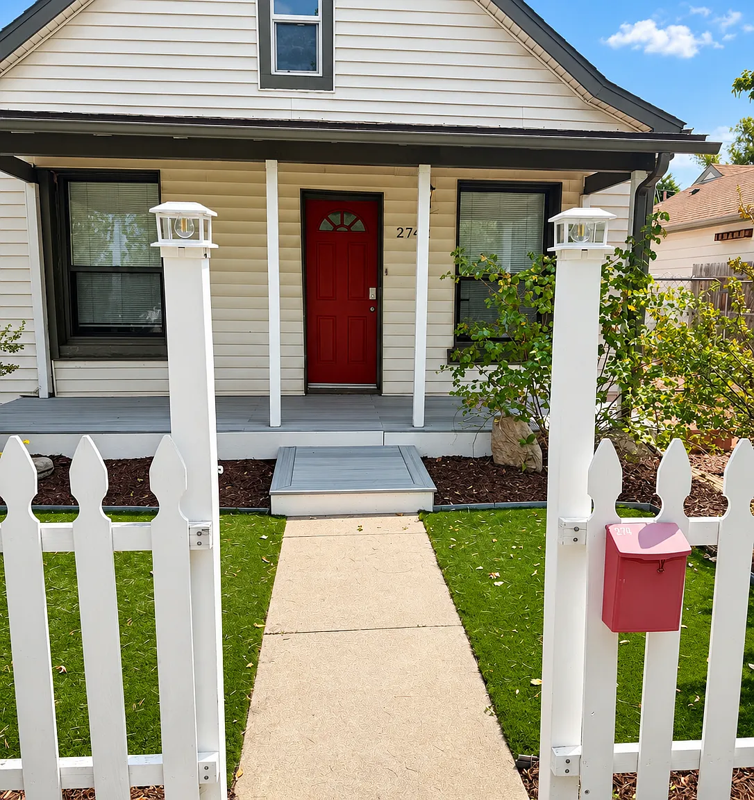2742 S Lincoln St — Photo 2