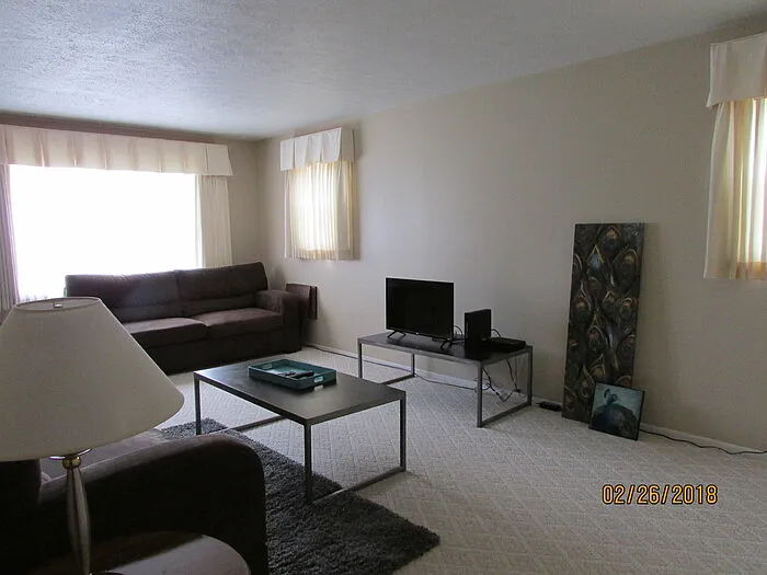426 Tracy Ln #1 — Photo 7