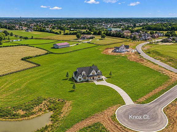 4th image of 110 Knox Ct