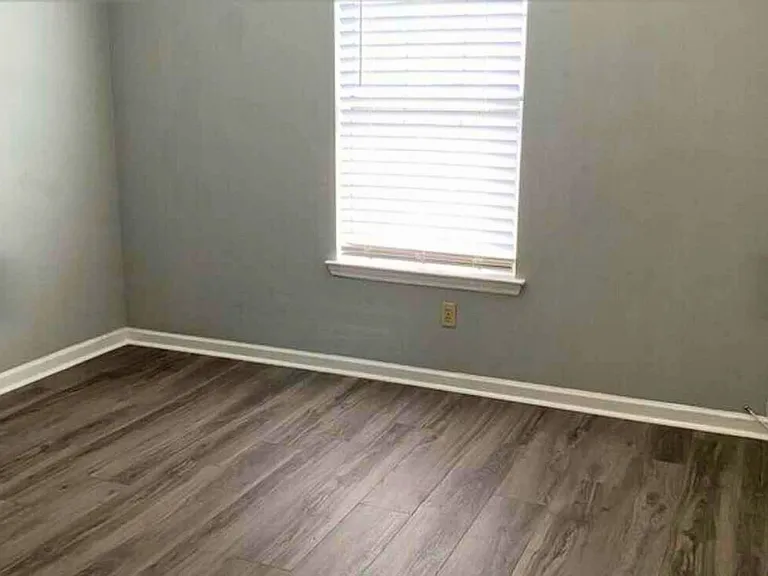 126 Ash Ct — Photo 5