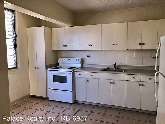 3rd image of 1584 Thurston Ave APT 202