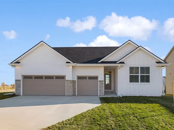 1435 NW Steven St, Waukee, IA 50263