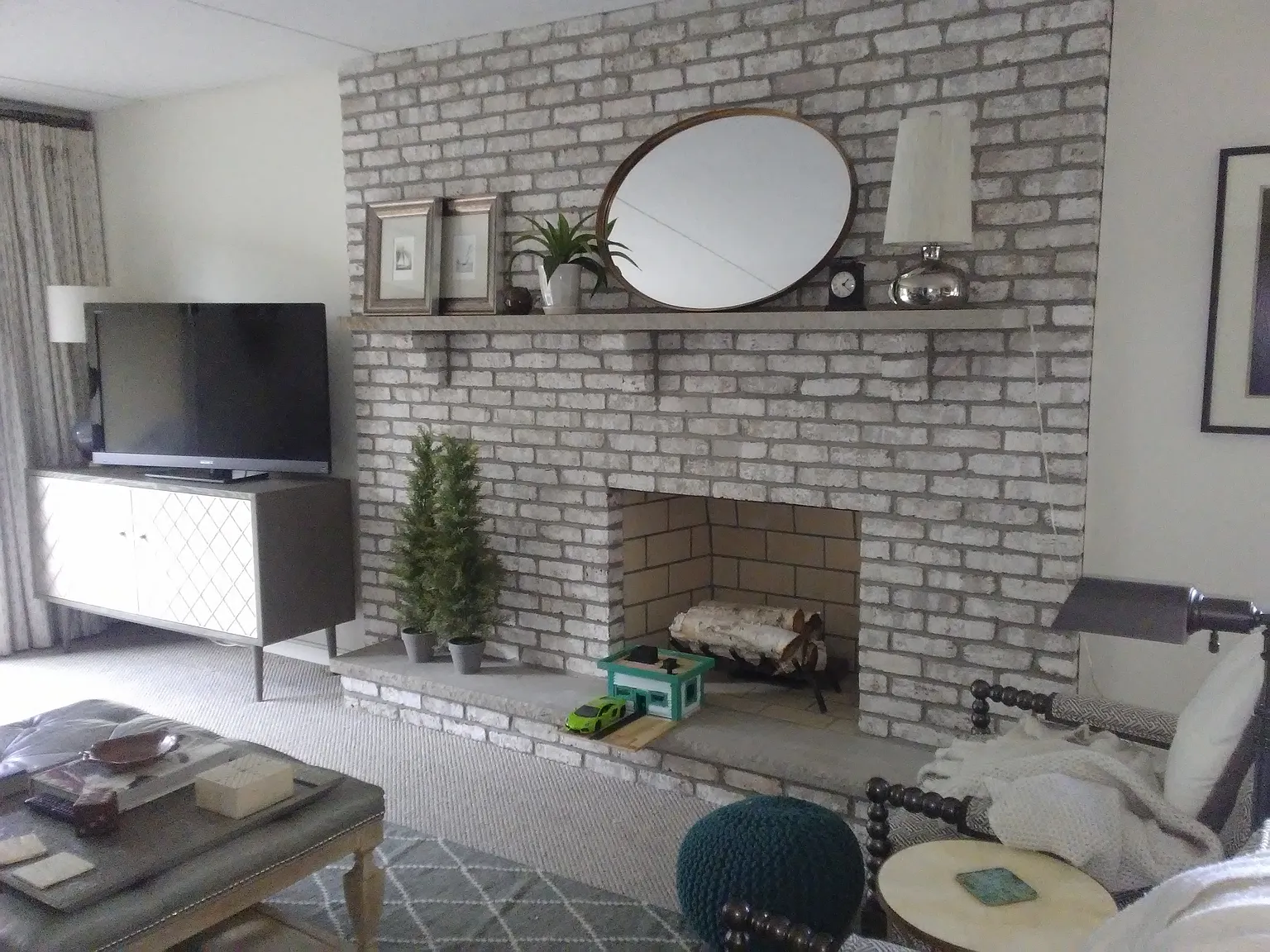 2 bed, 1163 sqft, $2,400 — Photo 2