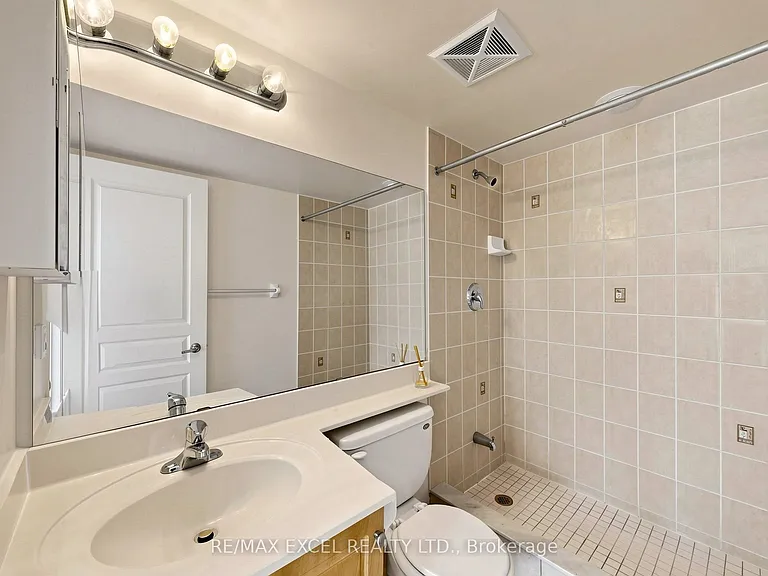 350 Red Maple Rd #508 — Photo 22